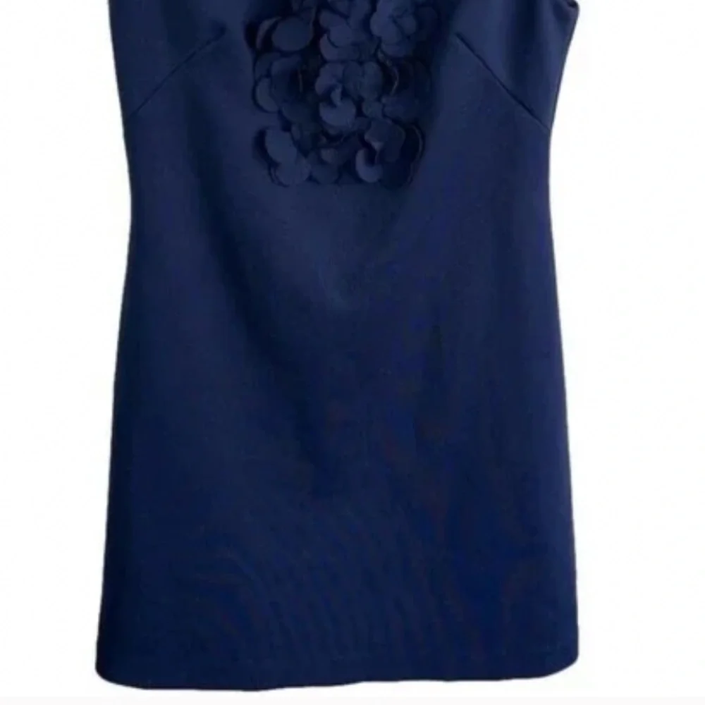 Eliza j - Picture 6 of 6